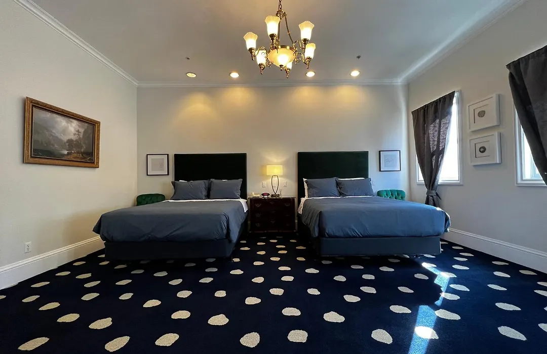 The Sterling Hotel-1