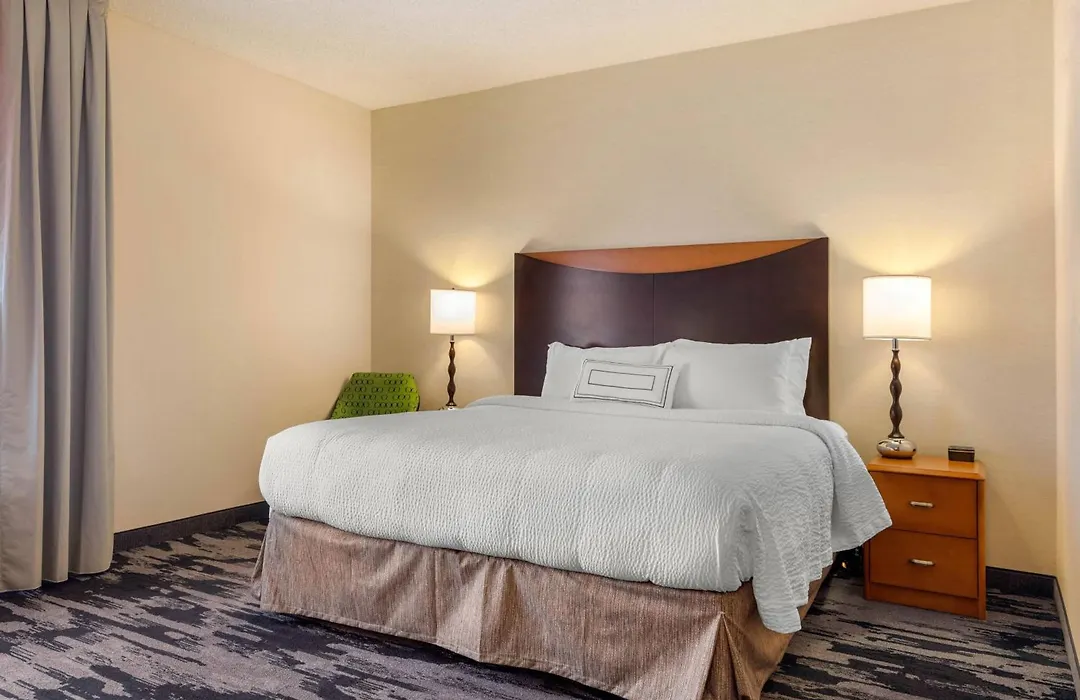 Fairfield Inn & Suites By Marriott Rockford-1