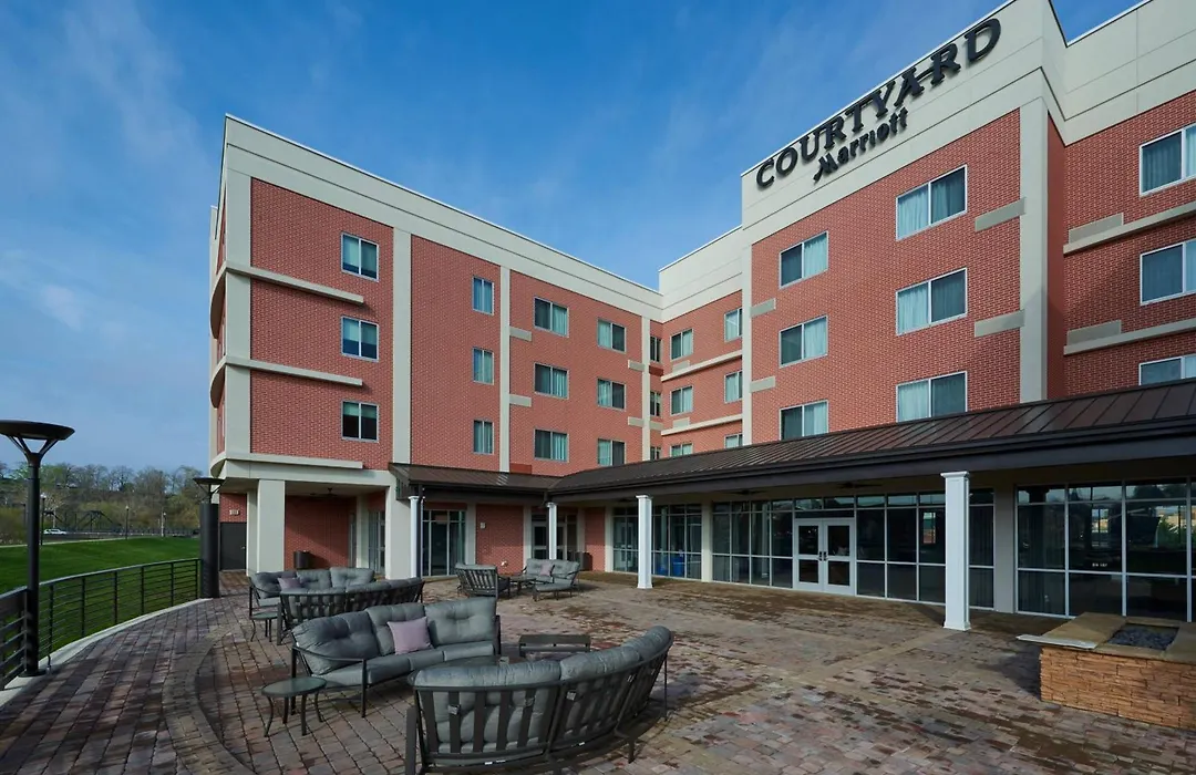 Courtyard By Marriott Rome-1