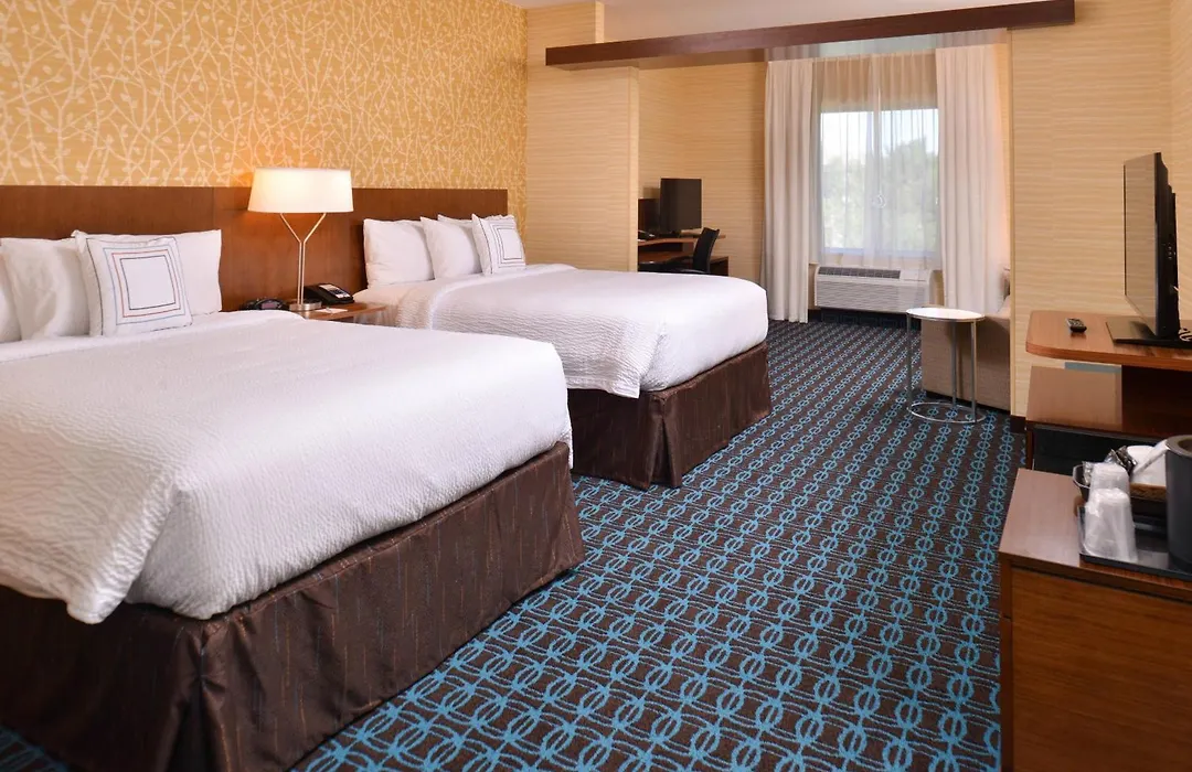 Fairfield Inn & Suites Farmington-1