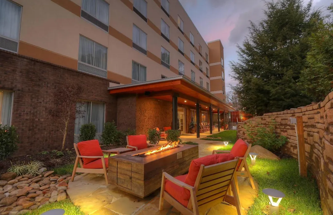 Fairfield Inn & Suites By Marriott Gatlinburg Downtown-1