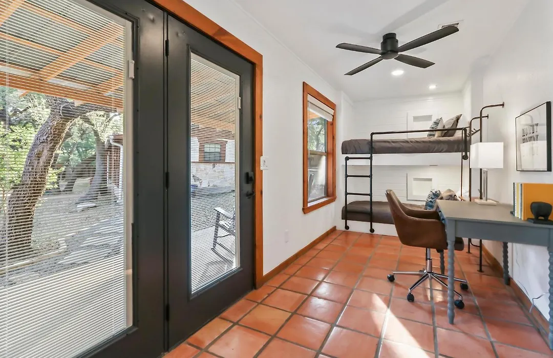 Wimberley Waters - Guest House-1