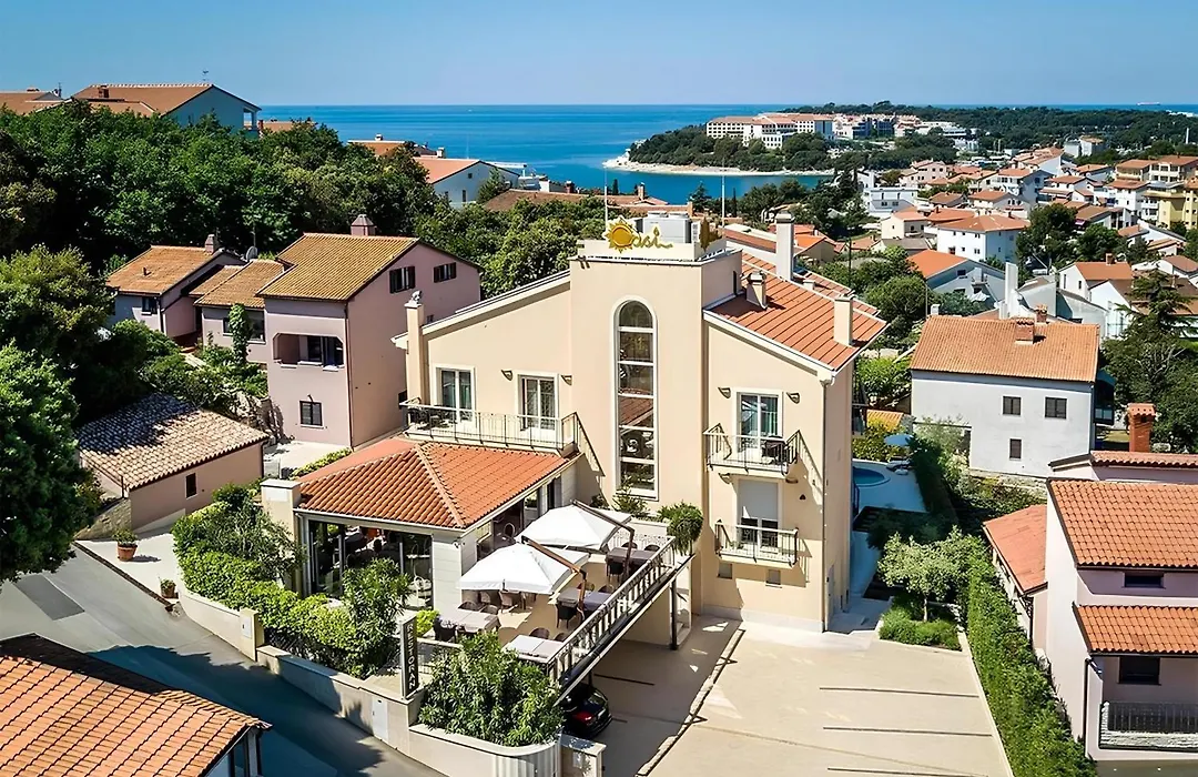 Boutique Hotel Oasi-1