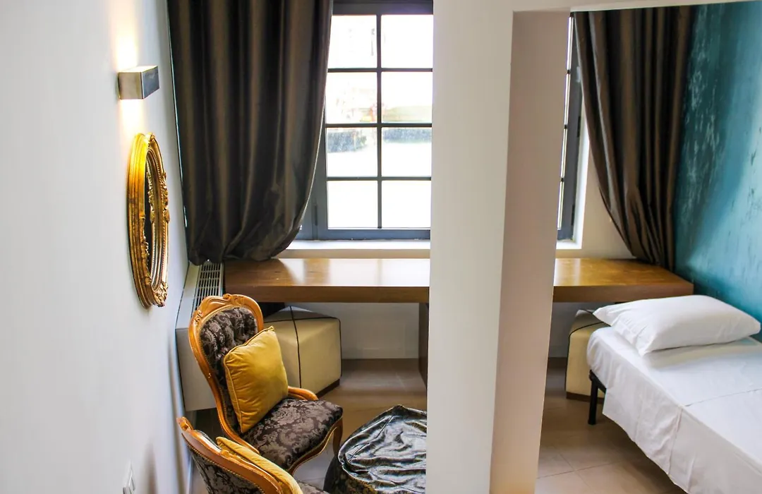Al Canal Regio - Guest House-1