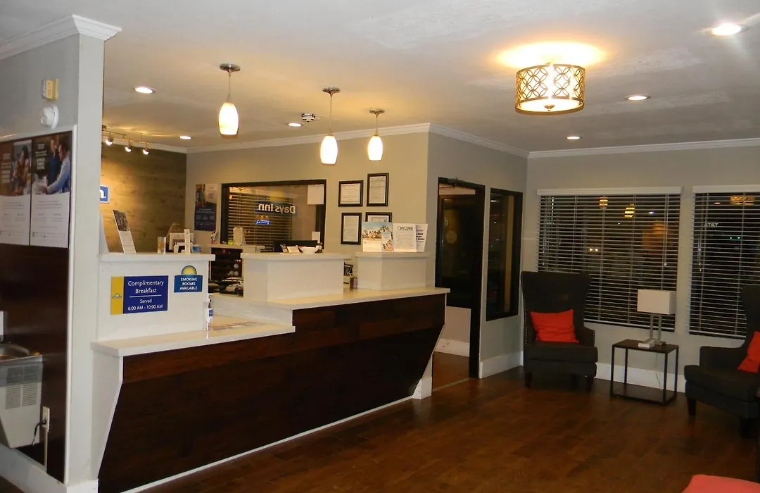Days Inn By Wyndham Bainbridge-1