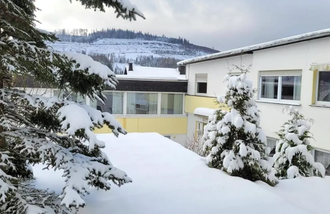 Berghotel Natura Bed & Breakfast-1