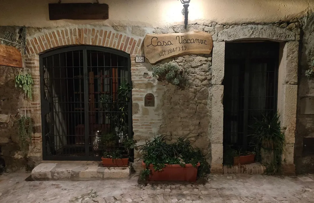 Il Cortile del Castello-1