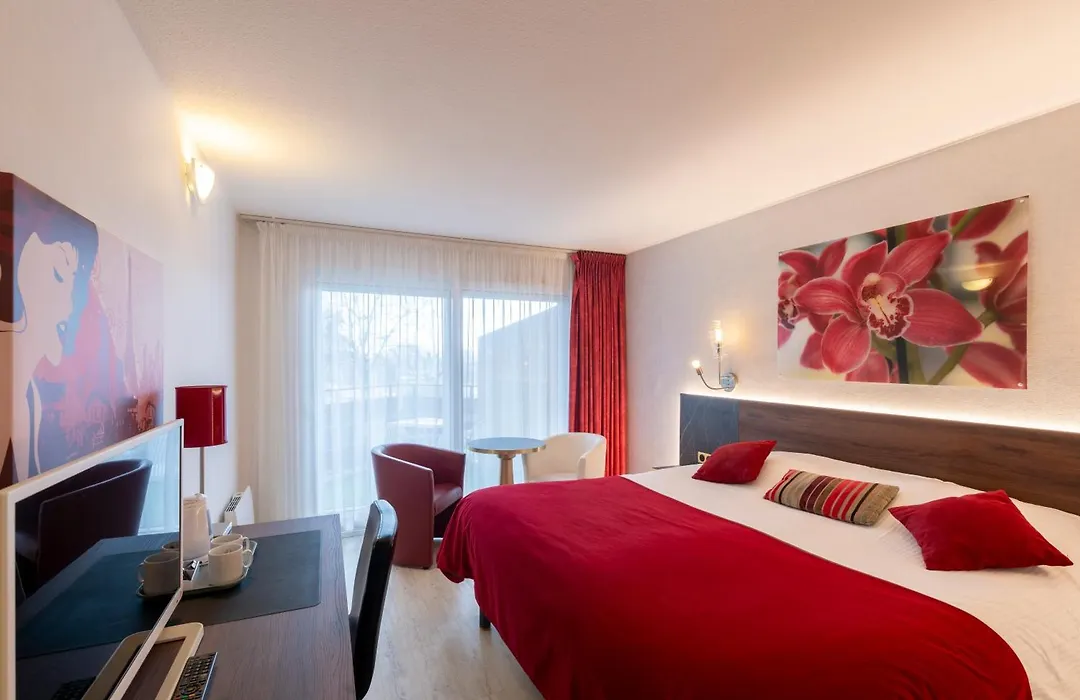 The Originals City, Hôtel L'Arc-En-Ciel, Thonon-les-Bains (Inter-Hotel)-1
