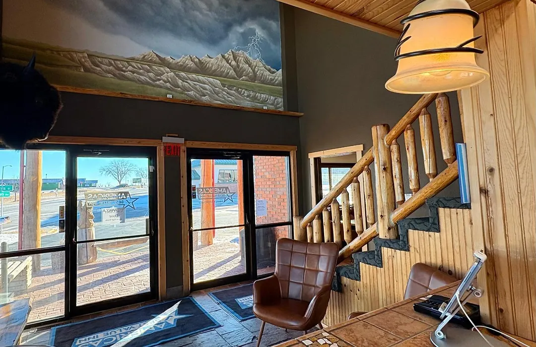 Americas Best Value Inn Wall-1