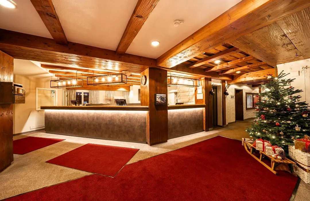 Arosa Alpine Club - Adults Only-1