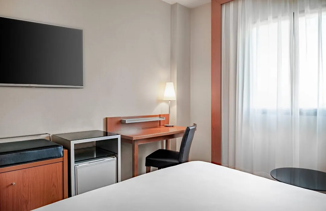 Ac Hotel Badajoz By Marriott-1