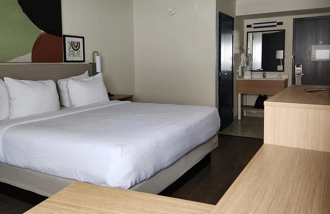Spark By Hilton Wichita East-1
