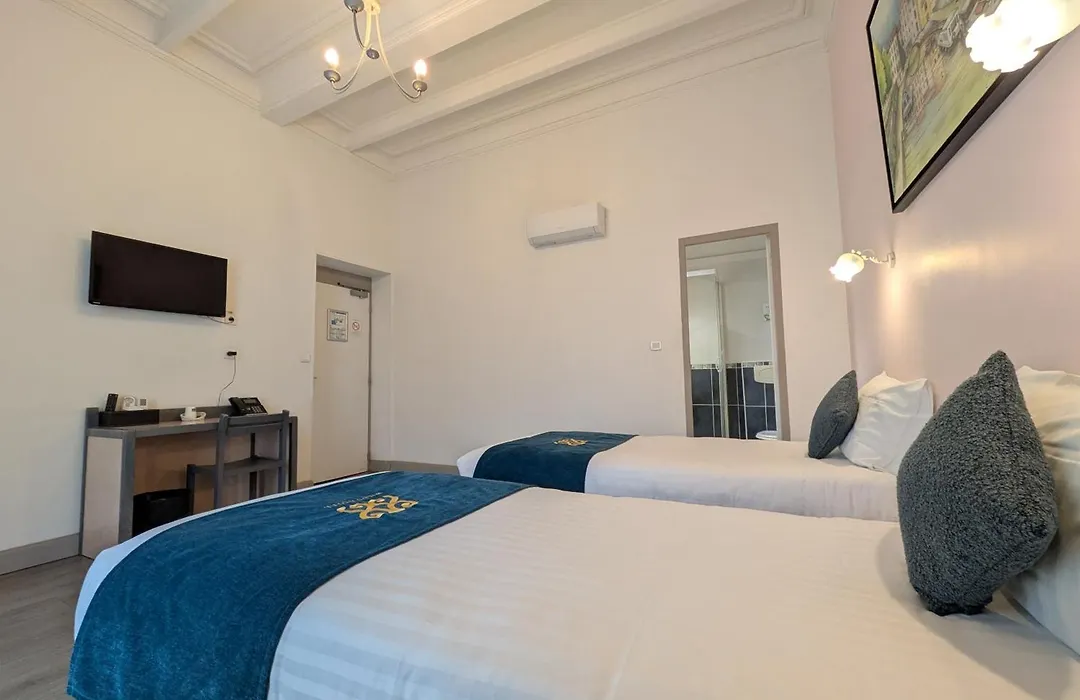 Will'S Hotel-1