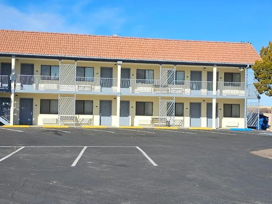 Travel Inn & Suite-1