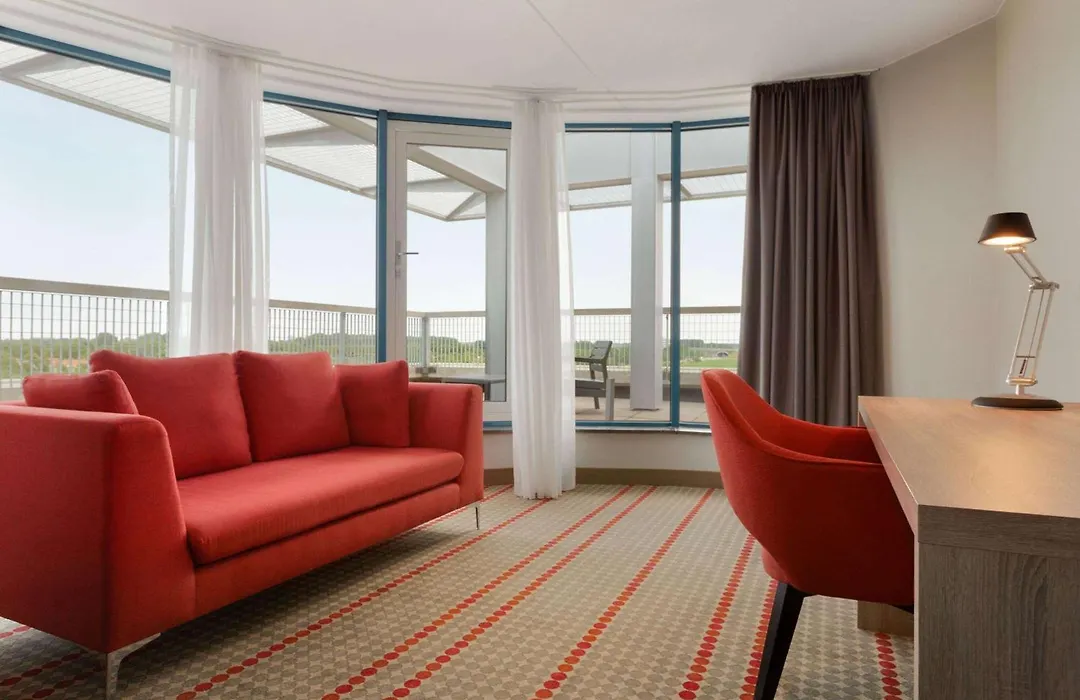 Ramada by Wyndham Amsterdam Airport Schiphol-1