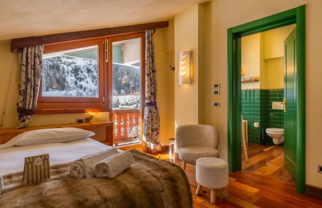Shatush Hotel-1