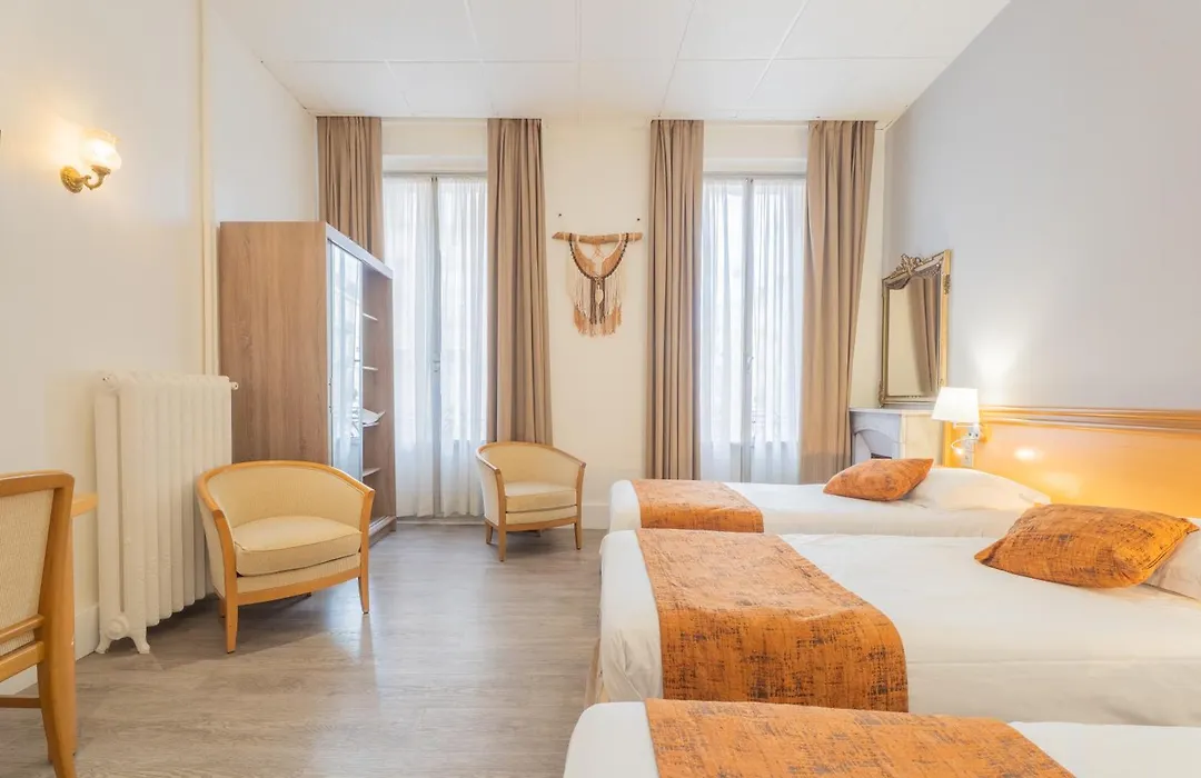 Hotel Busby-1