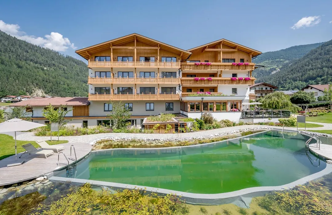 Tilia Living - B&B Mit Dem Komfort Eines Kleinen, Feinen Hotels-1