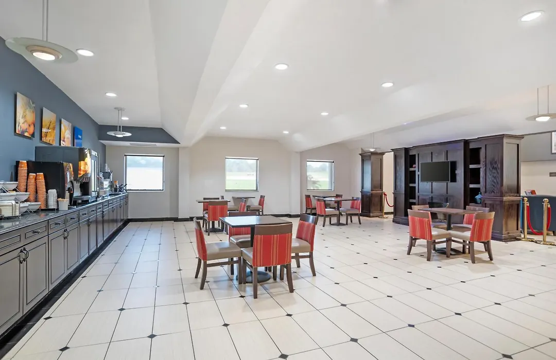 Comfort Inn & Suites Crystal Inn Sportsplex-1