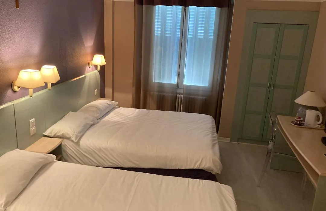 Hôtel Christina Lourdes-1