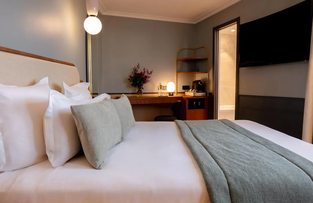 Grand Hotel Saint Michel-1