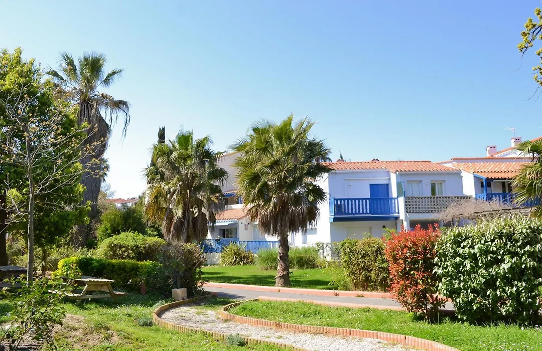 T3 duplex malibu village pass piscine en supplément 2 a 8 personnes-1