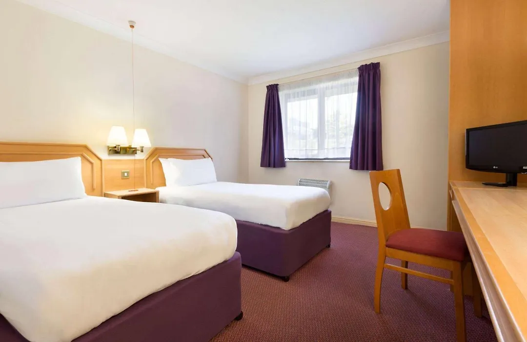 Days Inn Southampton Rownhams-1
