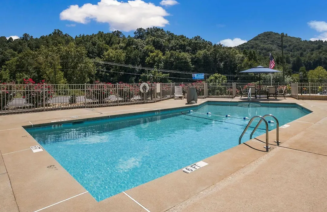 Clarion Pointe Sylva Near Cherokee Area-1