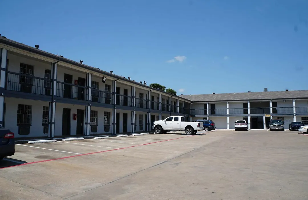 Sherman Inn-1
