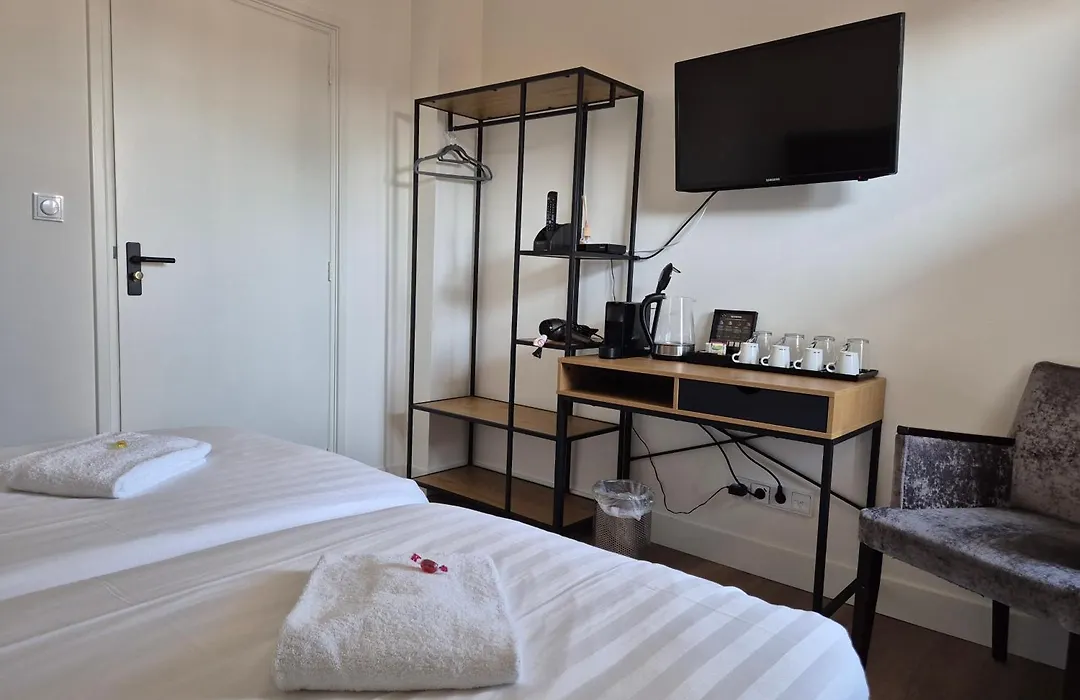 Hotel Den Burg-1