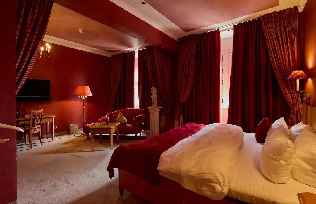 Romantik Hotel Der Adelshof-1