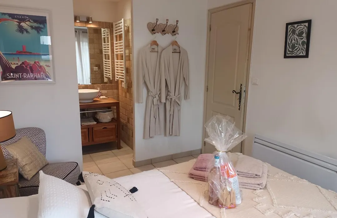 Jolie suite Lalou Côte d'Azur-1