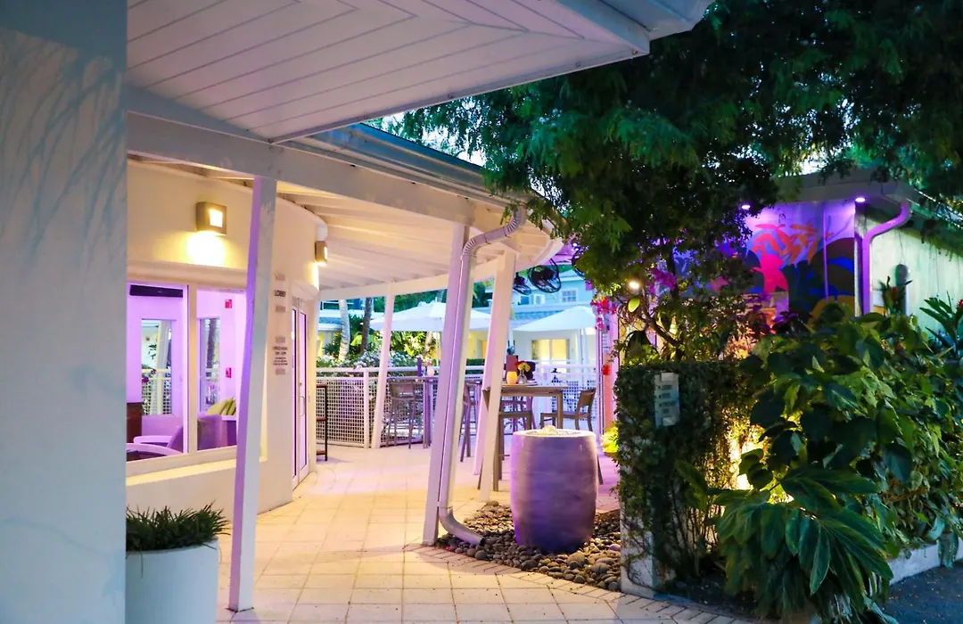 Orchid Key Inn - Adults Only-1