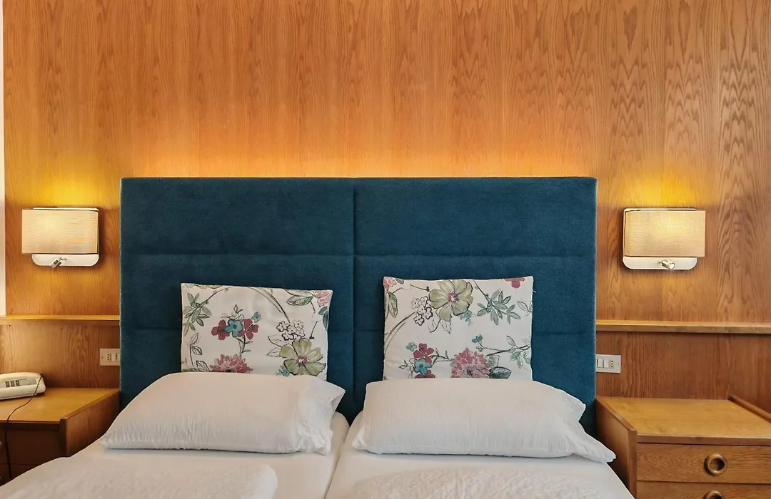 Hotel Alpenblick-1