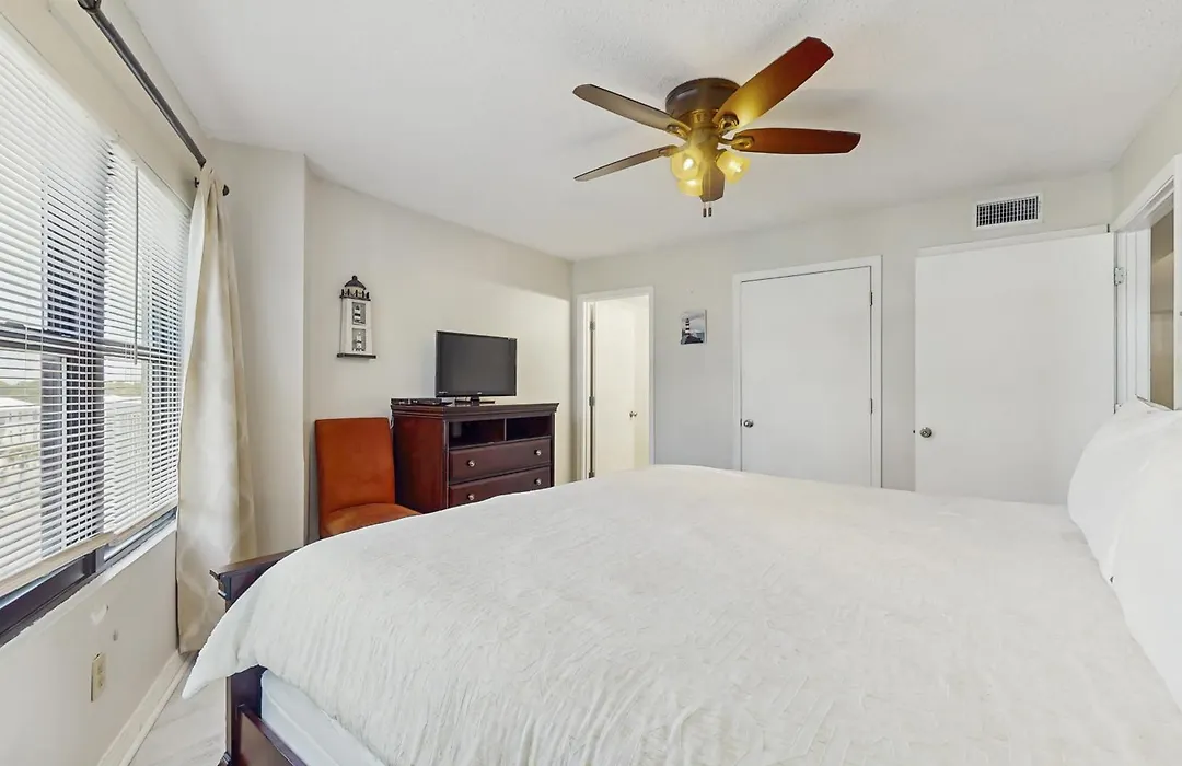 Harbour Place 506-1