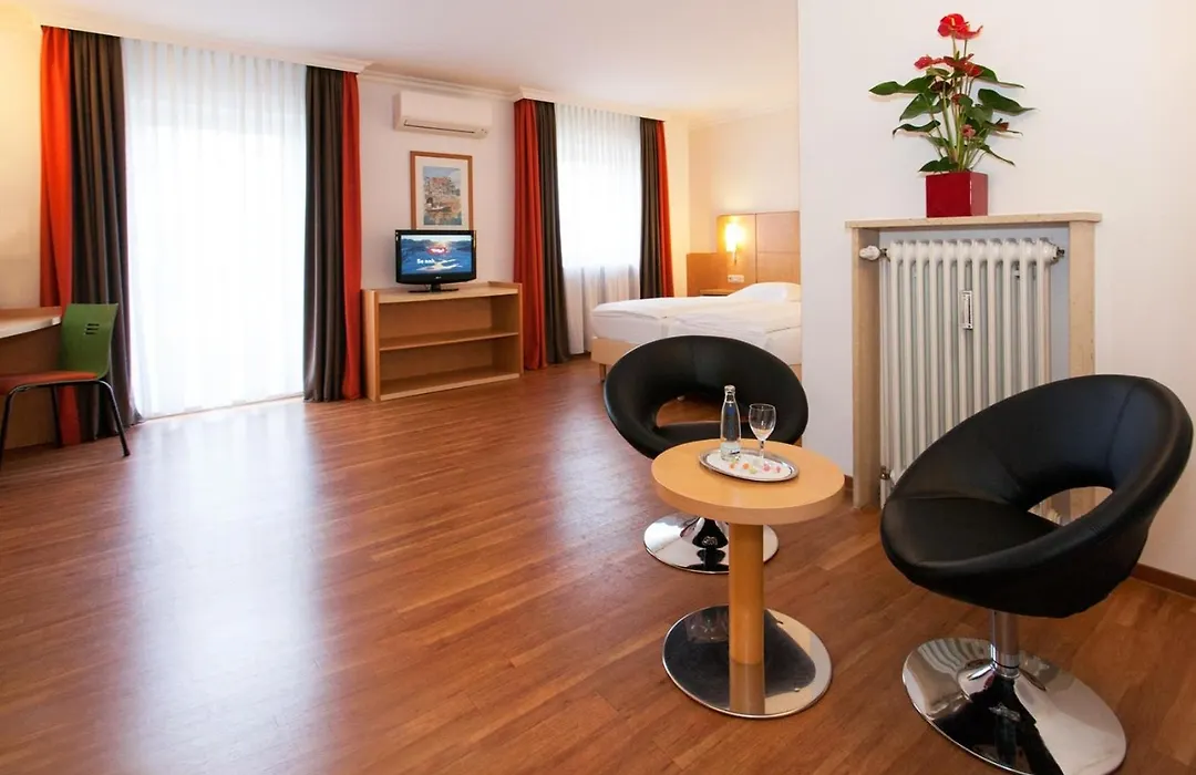 Friends Hotel Saarbrücken-1