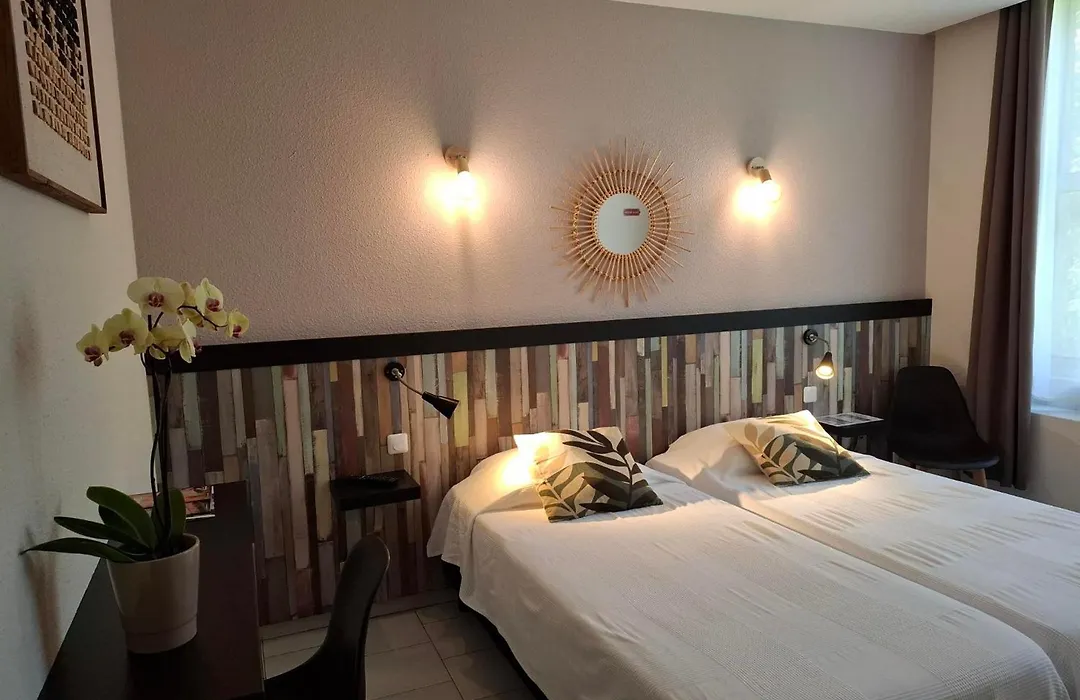 Hotel Les Bellugues-1