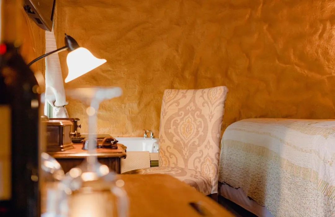 Cabernet House, An Old World Inn-1