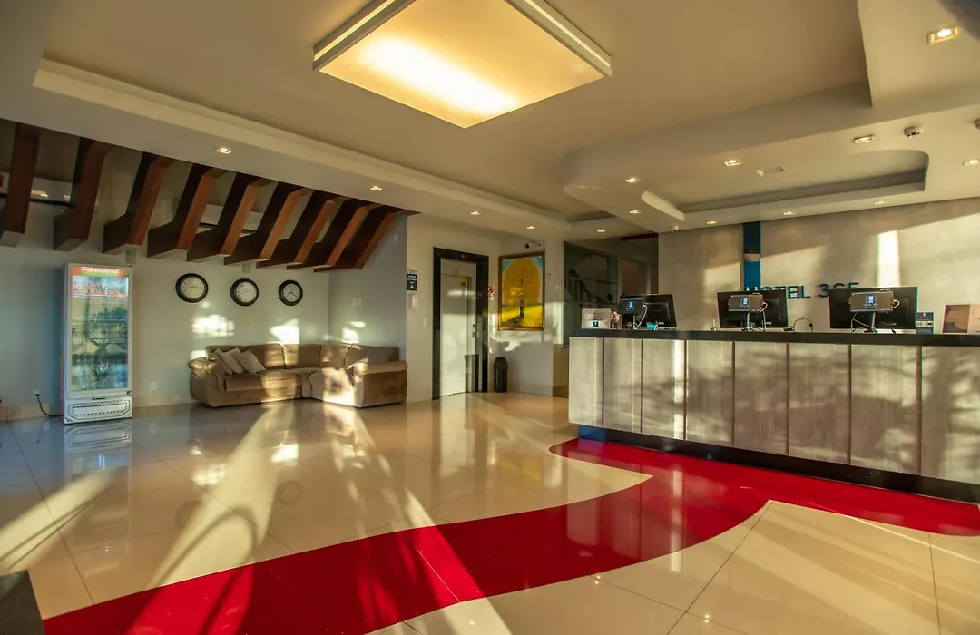 Hotel 365-1