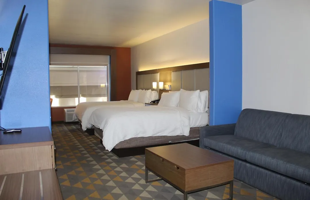 Holiday Inn Express & Suites - Beloit By Ihg-1
