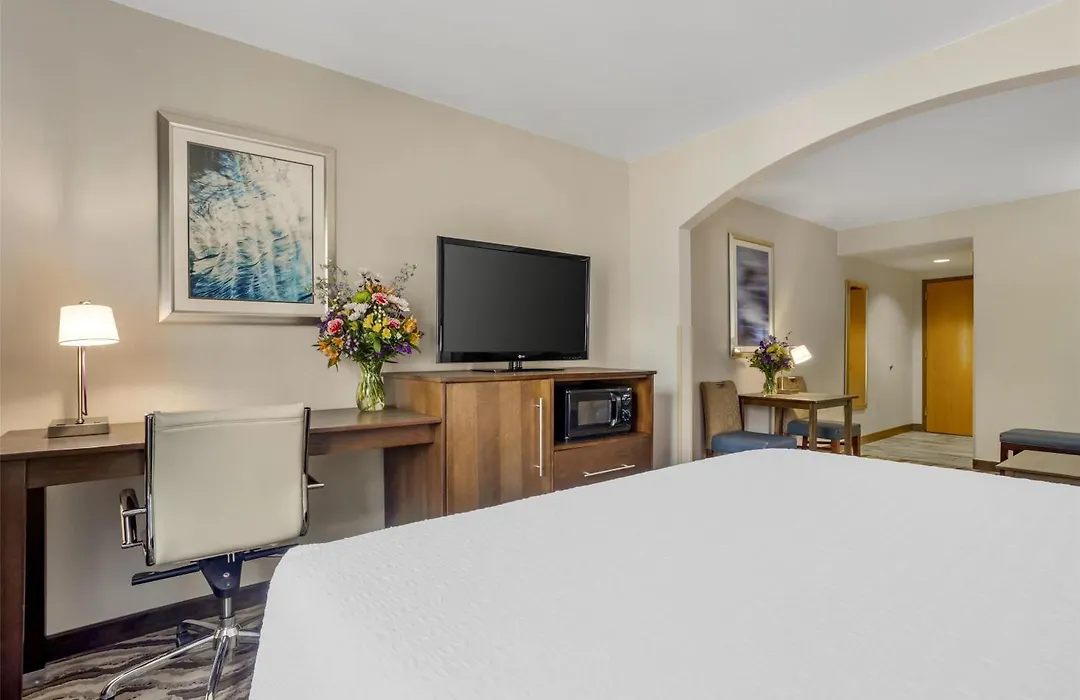 Best Western Plus River Escape Sylva / Dillsboro-1