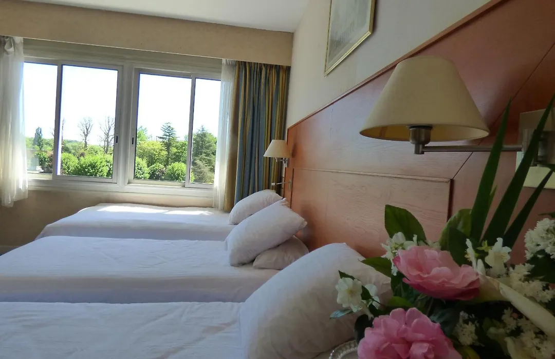 The Originals City, Hôtel Le Bellevue, Montrichard (Inter-Hotel)-1