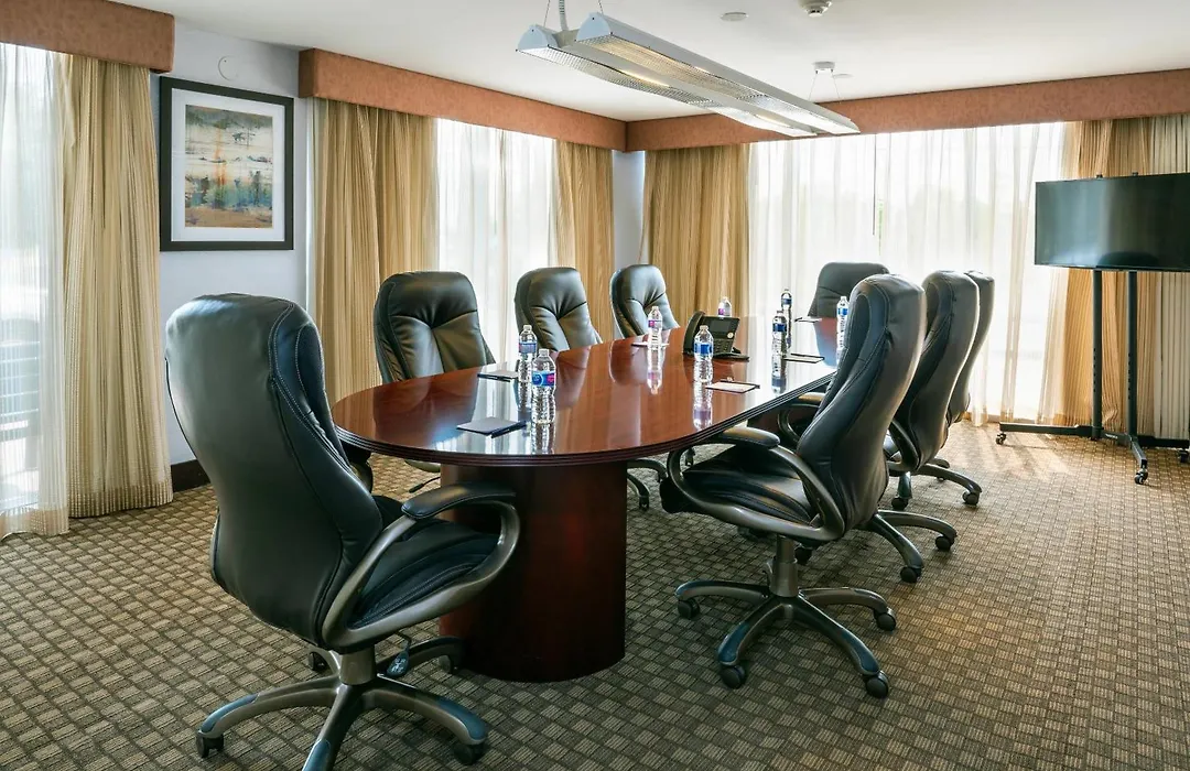 Comfort Inn & Conference Centre Toronto Airport-1