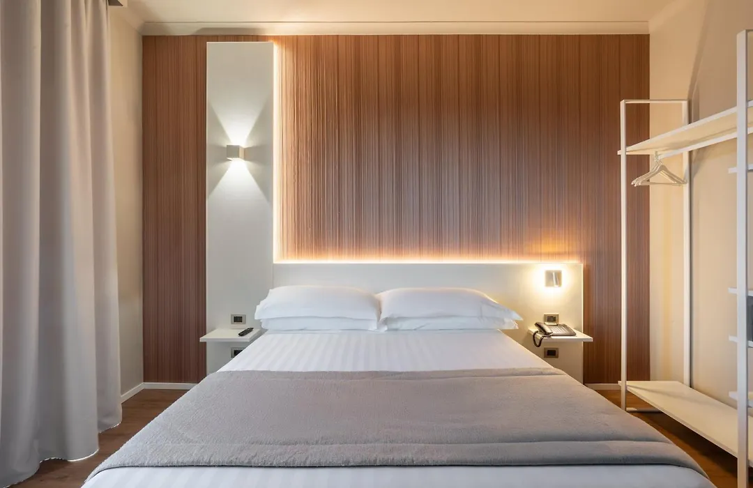 Garner Hotel Rome Aurelia By Ihg-1