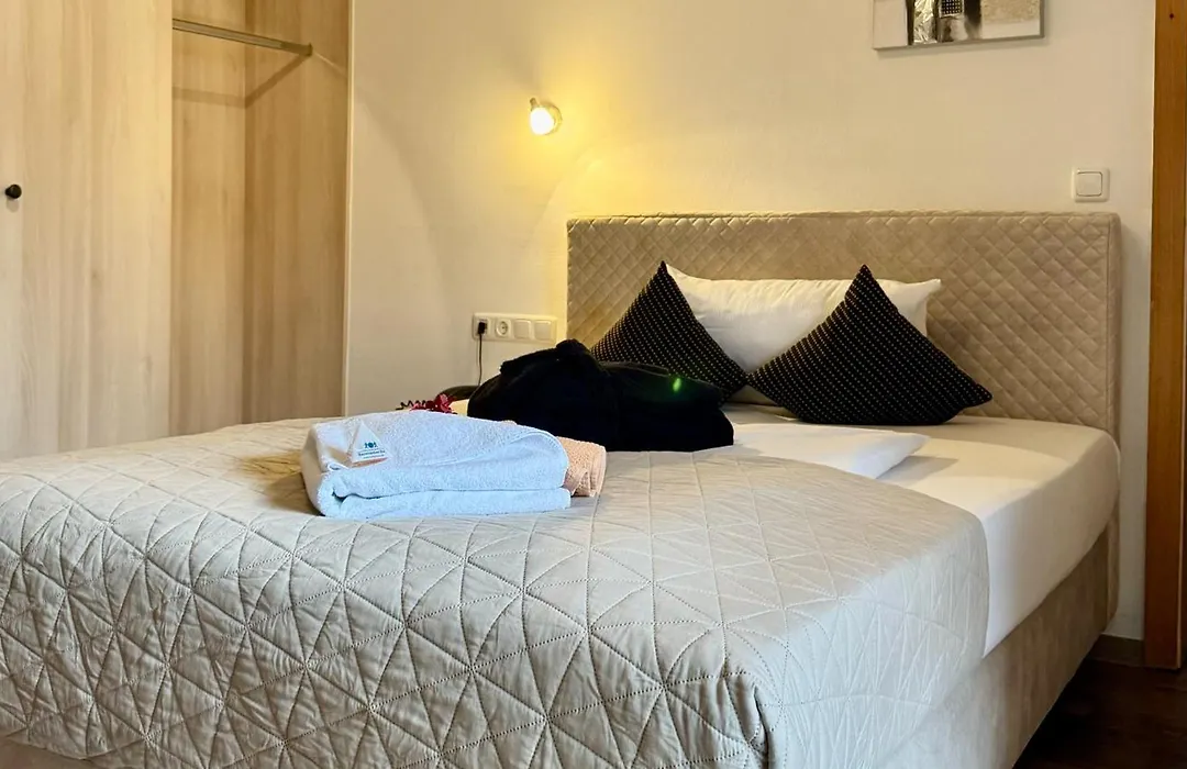 Wellness Hotel Bayerischer Hof-1