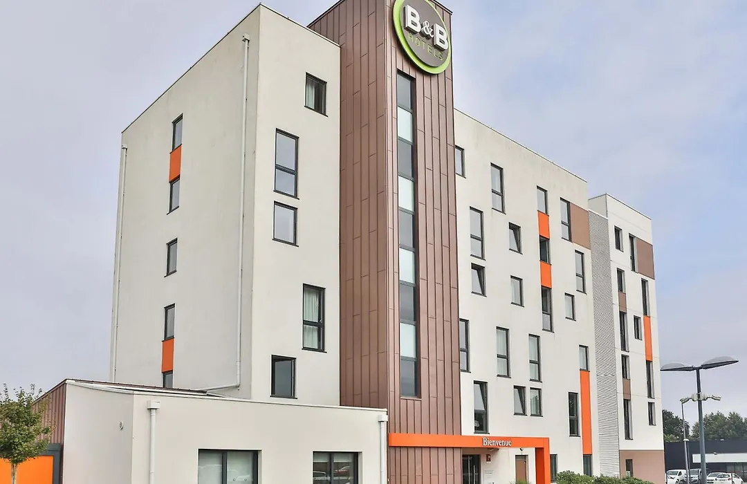 B&B HOTEL Les Herbiers-1