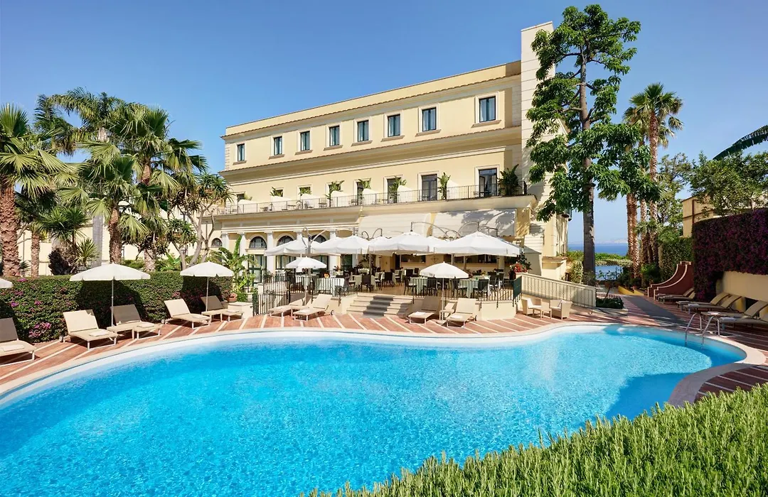 Imperial Hotel Tramontano-1