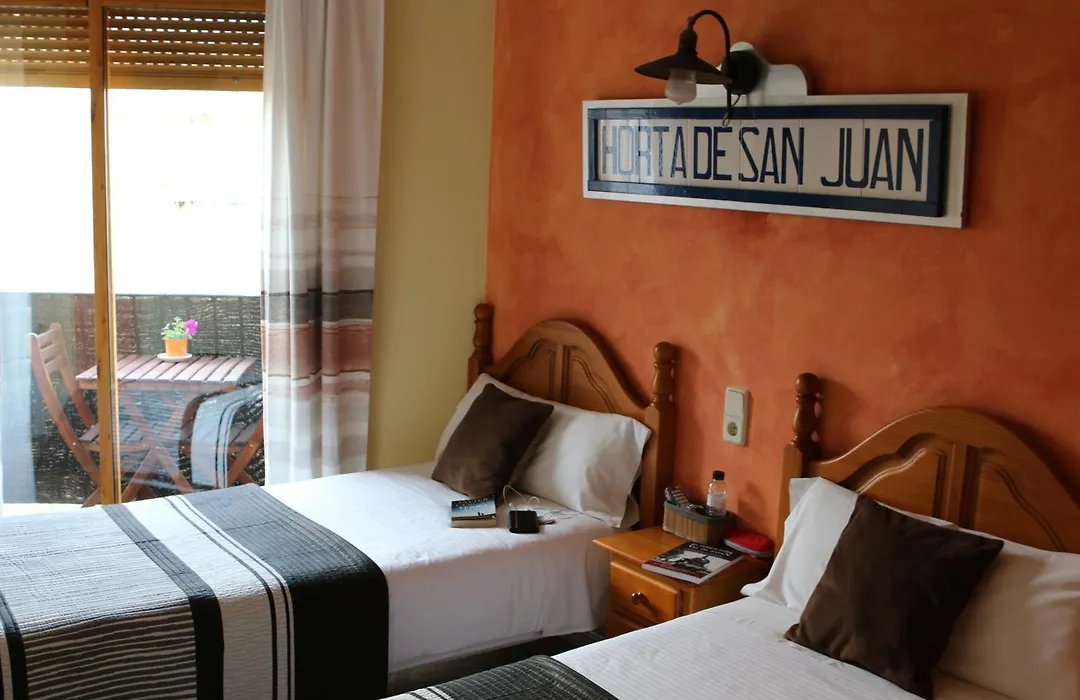 Hostal Casa Barcelo-1