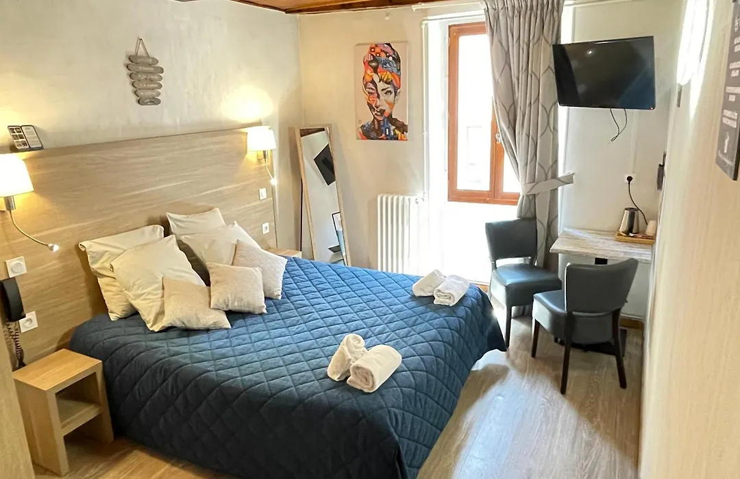 Hôtel Du Cheval Blanc Barcelonnette-1