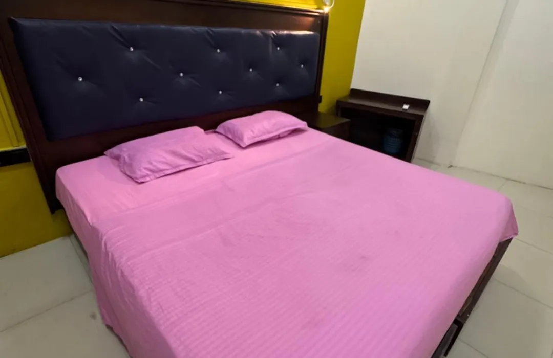 Metro City Hotel-1